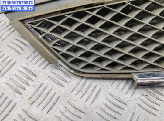 купить Решетка радиатора на Ford Mondeo III (2000-2007)