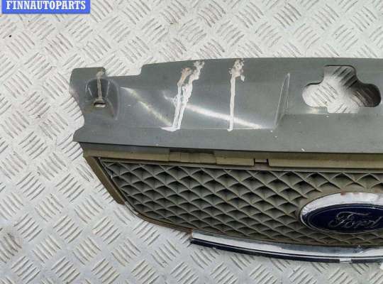 купить Решетка радиатора на Ford Mondeo III (2000-2007)