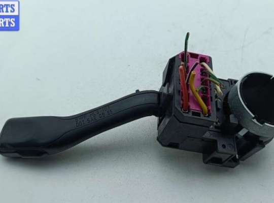 купить Переключатель поворотов на Volkswagen Passat B5+ (GP)