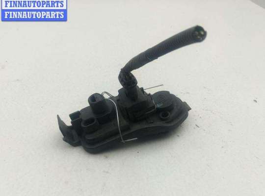 купить Патрон лампы указателя поворота на Volvo 850