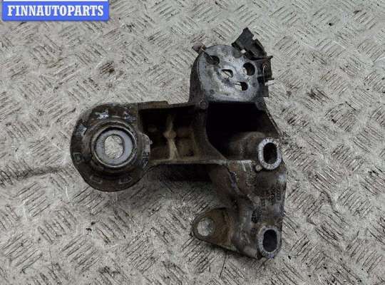 Крепление втулки стабилизатора переднего AU1459708 на Audi A4 B7 (2004-2008)