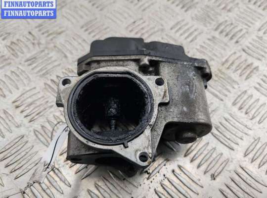 Клапан рециркуляции газов (EGR) на Volkswagen Passat B6 (3C)