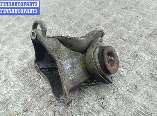 купить Кронштейн КПП опорный на Volkswagen Passat B5+ (GP)