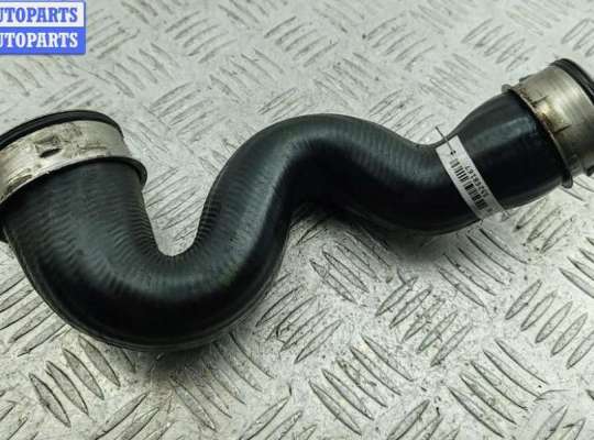 Патрубок (трубка, шланг) на Volkswagen Passat B5+ (3B, GP)