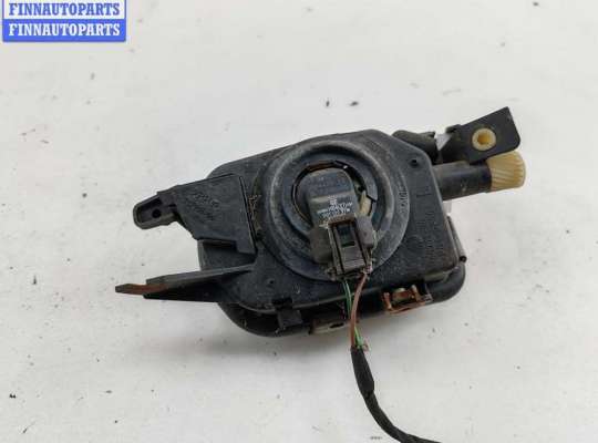 Фара противотуманная (ПТФ) на Mercedes-Benz C (W203)