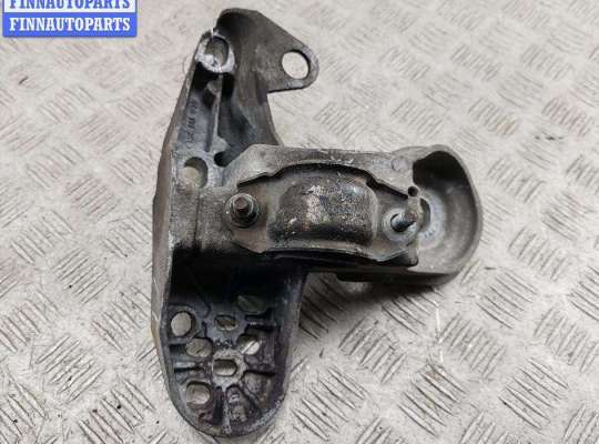 Кронштейн прочее на Volkswagen Passat B5+ (3B, GP)