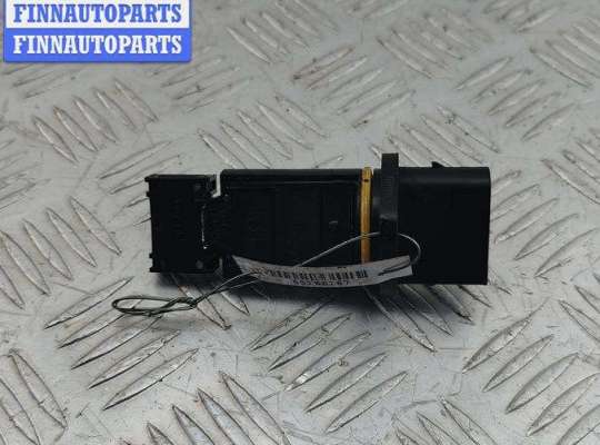 купить Расходомер (измеритель потока воздуха) на Mercedes C-Class W203 (2000-2006)