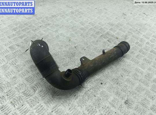 Патрубок интеркулера VG2366715 на Volkswagen LT (1996-2006)