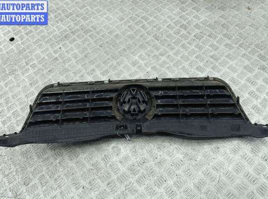 купить Решетка радиатора на Volkswagen Passat B5+ (GP)