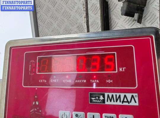 купить Петля двери передней правой на Volkswagen Passat B6