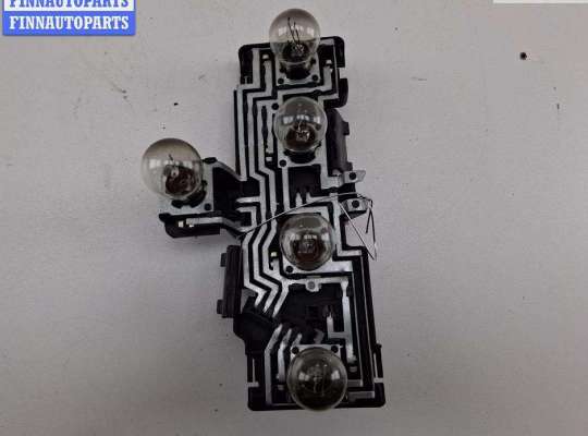 Плата фонаря заднего правого VG2387682 на Volkswagen Passat B5+ (GP)
