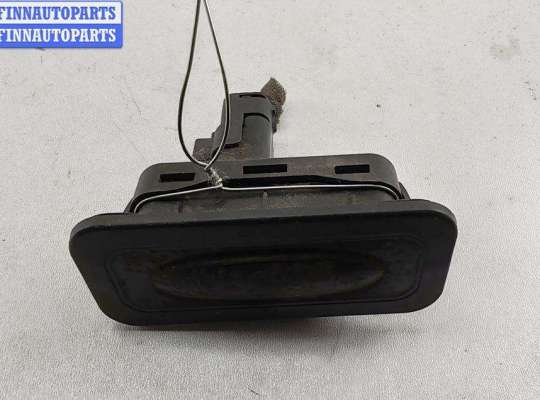 купить Кнопка открывания багажника на Renault Megane II (2002-2008)