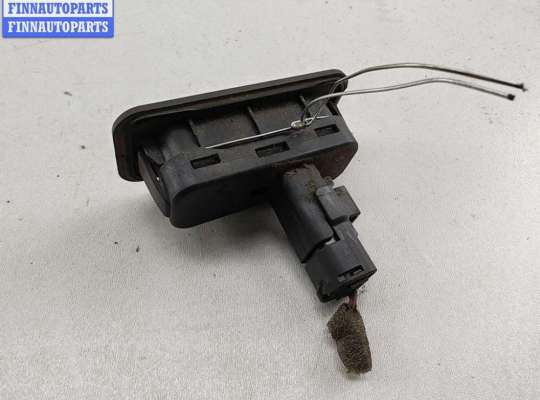 купить Кнопка открывания багажника на Renault Megane II (2002-2008)