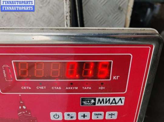 купить Молдинг двери передней левой на Volkswagen Golf-4