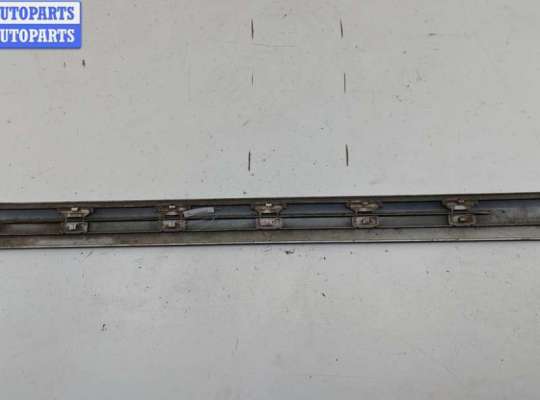 купить Молдинг двери передней правой на Opel Omega B (1994-2003)