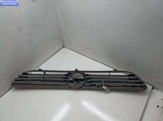 купить Решетка радиатора на Opel Astra G (1998-2004)