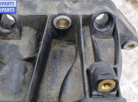 купить Коллектор впускной на Volkswagen Golf-4