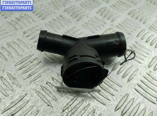 купить Фланец (тройник) системы охлаждения на Volkswagen Golf-5