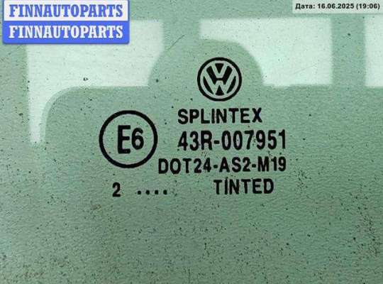 Стекло боковое двери на Volkswagen Golf IV (1J)