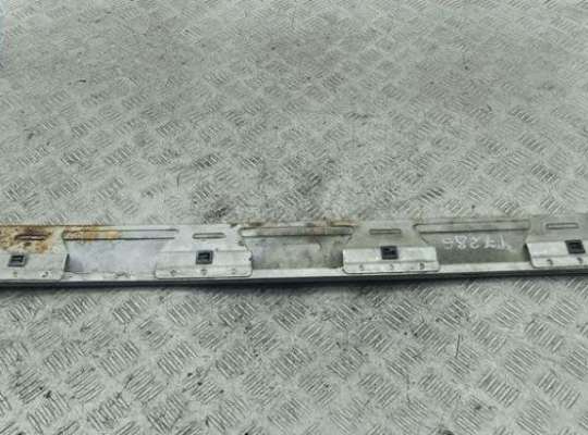 купить Накладка декоративная на Mercedes Vito-1 W638 (1996-2003)