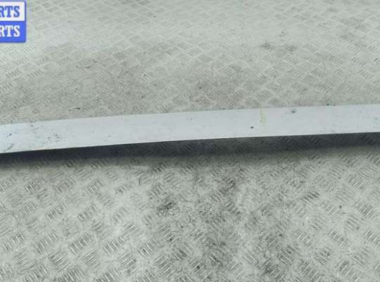 купить Накладка декоративная на Mercedes Vito-1 W638 (1996-2003)