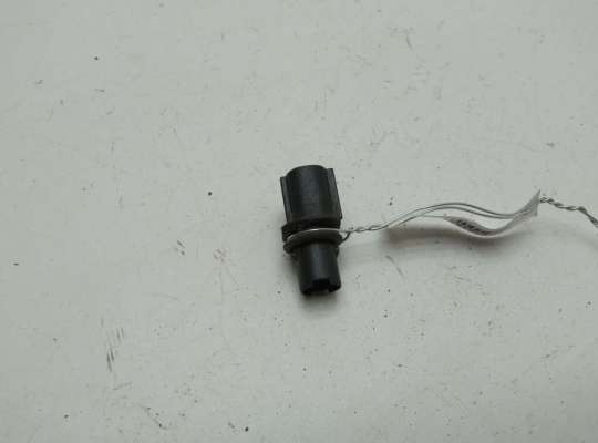 Патрон лампы фары VL429576 на Volvo S40 / V50 (2004-2013)