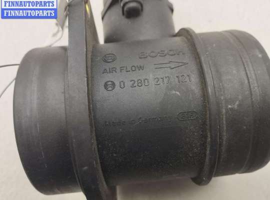 Датчик расхода воздуха (ДМРВ) на Volkswagen Golf IV (1J)