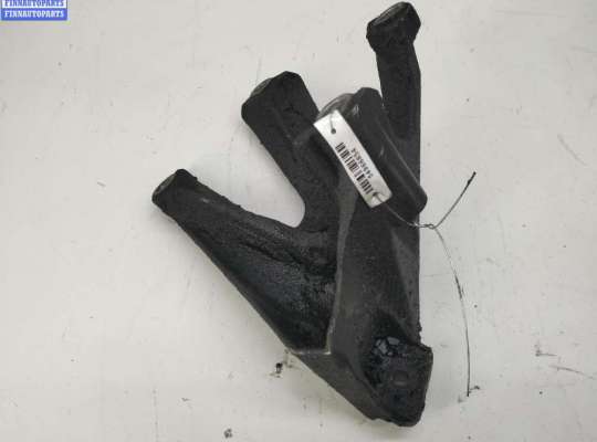 купить Кронштейн двигателя опорный на Audi A4 B6 (2001-2004)