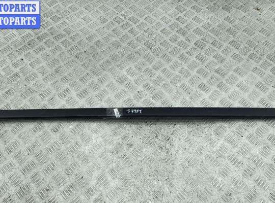 купить Молдинг двери передней правой на Renault Laguna III (2008-2015)