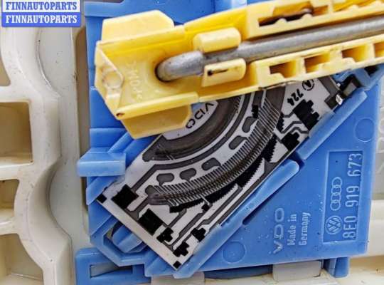 купить Насос топливный на Volkswagen Touran