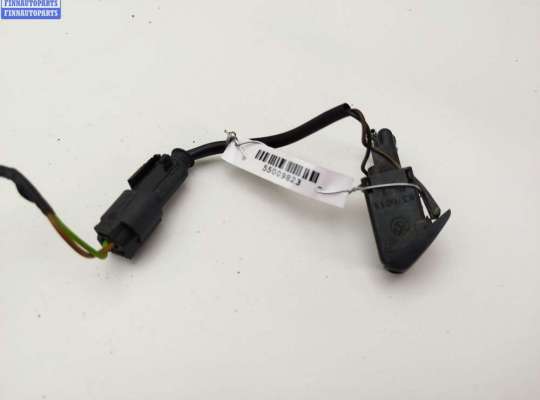 Форсунка омывателя BM3447717 на BMW 3 E36 (1991-2000)