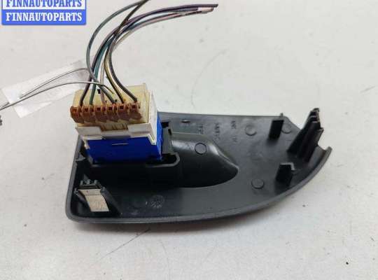 купить Кнопка стеклоподъемника переднего правого на Peugeot Boxer (2002-2006)