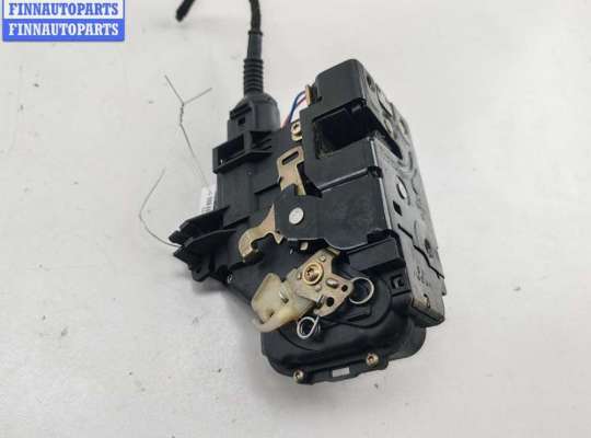 купить Замок двери передней левой на Audi A4 B6 (2001-2004)