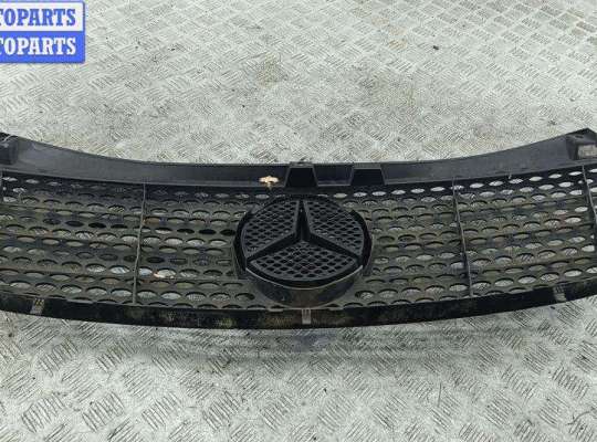 купить Решетка радиатора на Mercedes Vito-2 / Viano W639 (2003-2014)