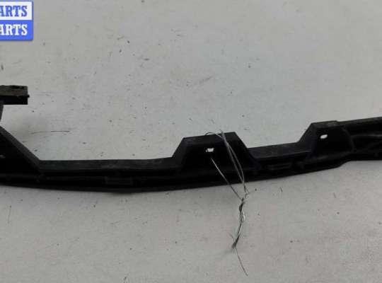 купить Кронштейн бампера переднего на Opel Signum (2003-2008)