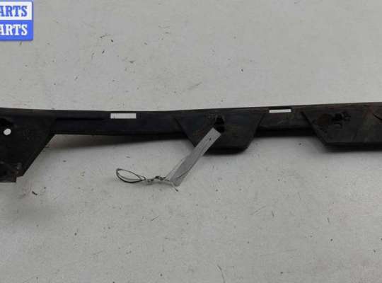 Кронштейн бампера переднего OP2381821 на Opel Signum (2003-2008)