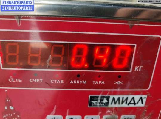 купить Молдинг двери передней левой на Volkswagen Passat B5+ (GP)