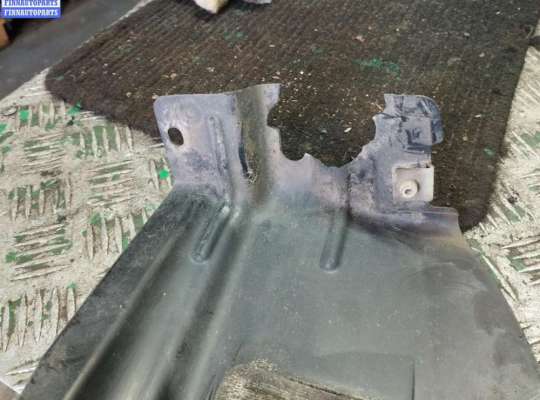 купить Защита крыла (подкрылок) передняя левая на Nissan Primera P12 (2002-2008)