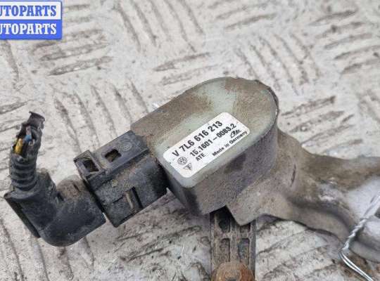 купить Датчик положения подвески на Volkswagen Touareg