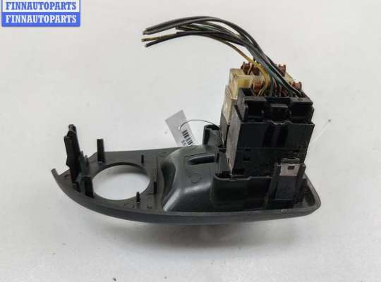 купить Кнопка стеклоподъемника переднего левого на Fiat Ducato (2002-2006)