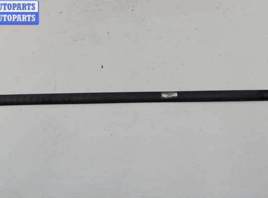 купить Молдинг двери передней правой на Volkswagen Passat B5