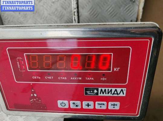 купить Молдинг двери передней правой на Volkswagen Passat B5