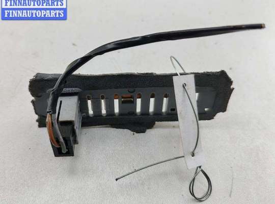 Планка подсветки номера на Opel Zafira A