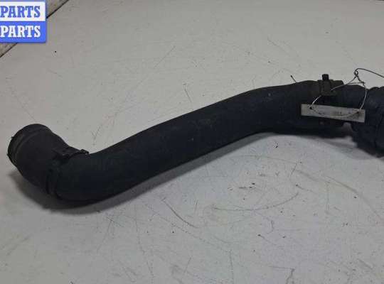 купить Патрубок радиатора на Volkswagen Golf-4