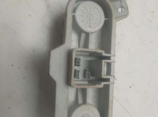 Купить Плата фонаря заднего левого на Mitsubishi Carisma Плата фонаря заднего левого MT565293 на Mitsubishi Carisma