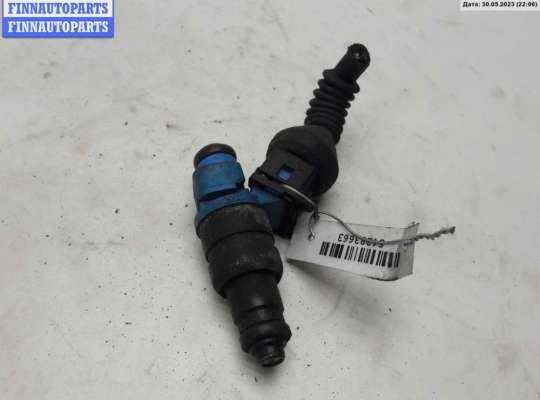 Форсунка топливная VG1544782 на Volkswagen Passat B5