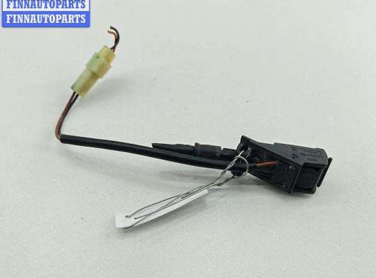 Купить Форсунка омывателя на Volkswagen Golf-4 Форсунка омывателя VG2717906 на Volkswagen Golf-4