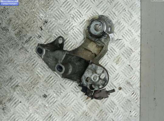 купить Кронштейн крепления на Volkswagen Passat B5