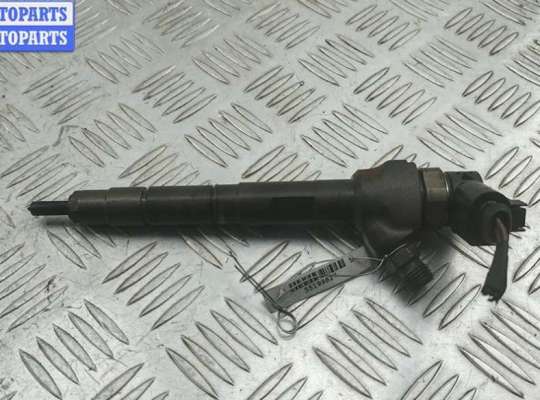 купить Форсунка топливная на Volkswagen Passat B7