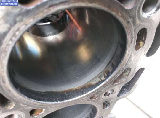 Блок цилиндров двигателя (картер) NS921766 на Nissan Qashqai J10 (2006-2013)